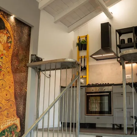Apartment Klimt & Gogh Vista Nemi