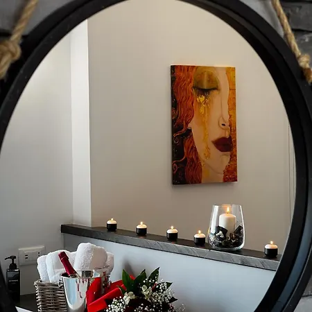 Apartment Klimt & Gogh Vista Nemi